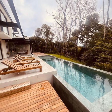 Paraiso Em Rancho Queimado Com Piscina Aquecida Esterno foto